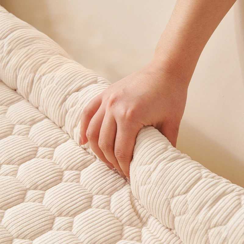 Winter Warm Dog Bed Sofa Couch Cover Super Soft Pet Blanket Pad Mat for Small Dogs Plush Neck Pillow Cat Nest Cama Para PerrosXJ251125