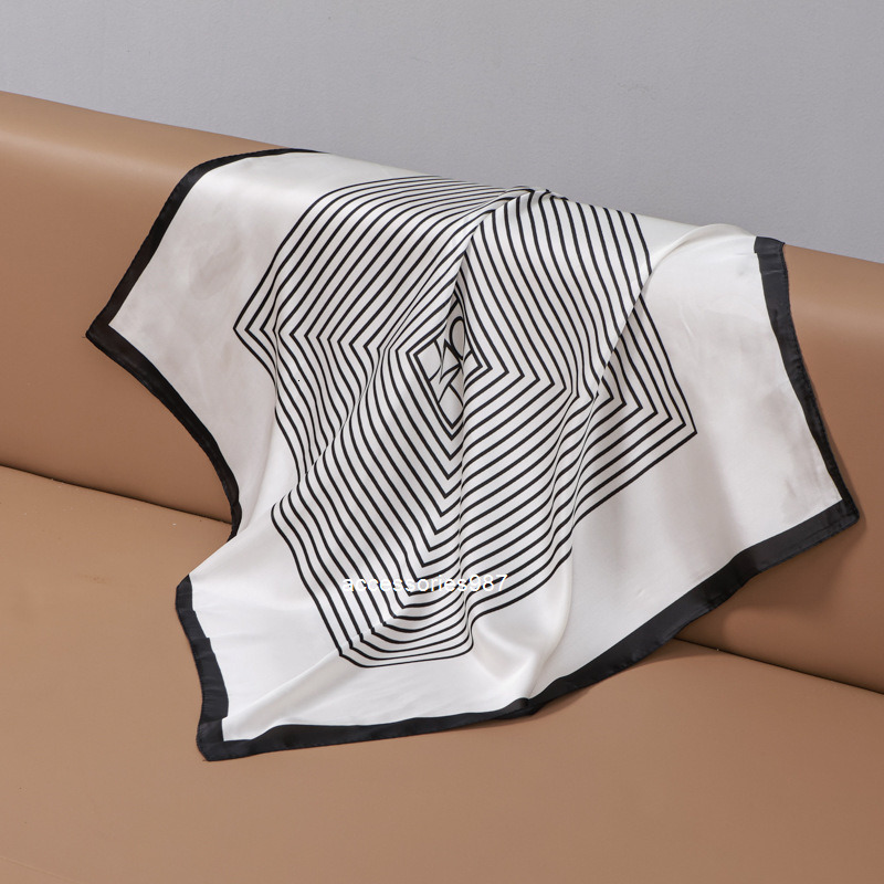 Scarves 70X70Cm Fas… - image