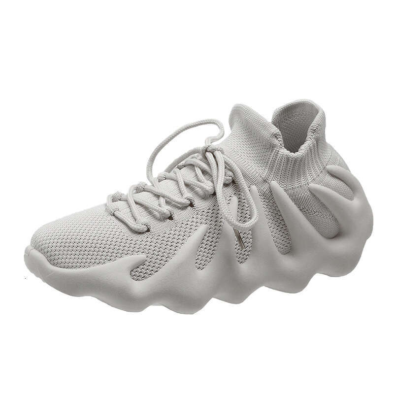 2024 New Flying Octopus Leisure Sports Korean Edition Trendy Couple Breathable Volcano Socks Men's and Women's Shoes