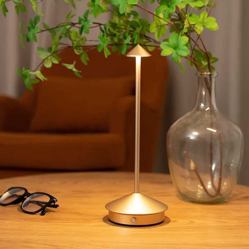 European Style Wireless Rechargeable Led Table Lamp Restaurant Energy Saving Aluminum Desk LampM251125