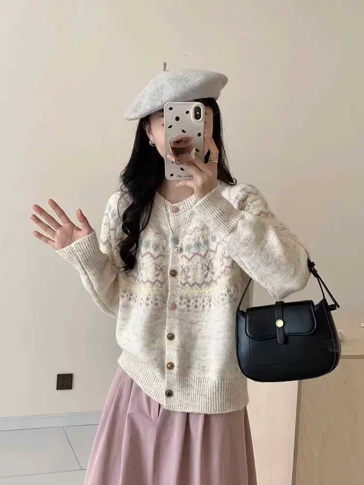Cute Cartoon Cardigan Sweater for Women Long Sleeve Crew Neck Button Up Knitted Jacket Knitwear Teen-girl Fall Winter OutfitT251125