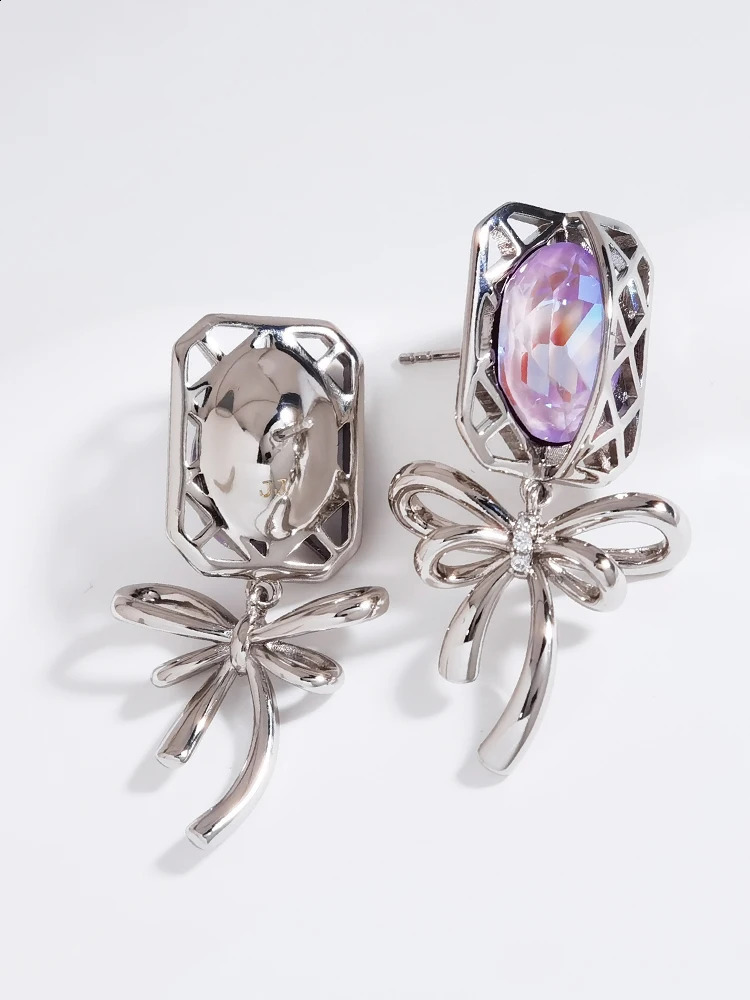 Womens pendant earrings made of Austrian crystal suitable for girls parties jewelry bow knot pendant earrings womens Bijoux 250422
