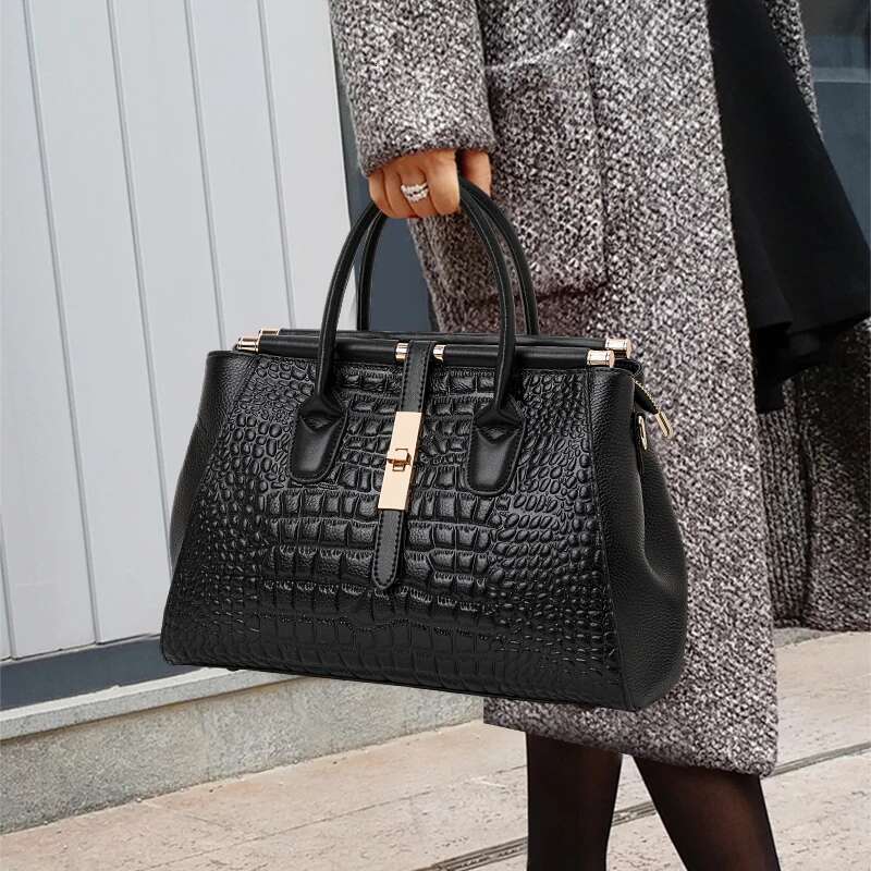 Aidrani Genuine leather women's handbag, fashion crocodile pattern design, high-end cowhide bag large capacity