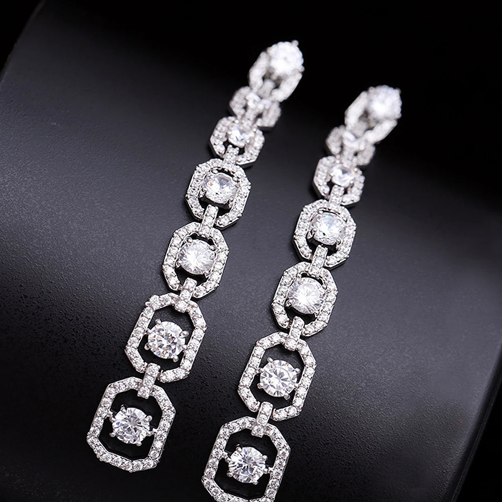 Huitan Aesthetic Womens Long Hanging Earrings Silver Fashion Engagement Wedding Earrings Jewelry 250422