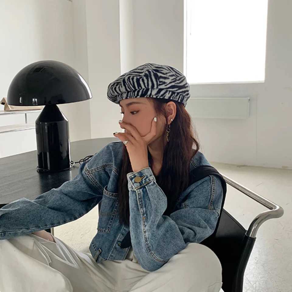 New Retro Beret Plush Zebra Stripes Print Painter Hat Windproof Pumpkin Hat Unisex J251125