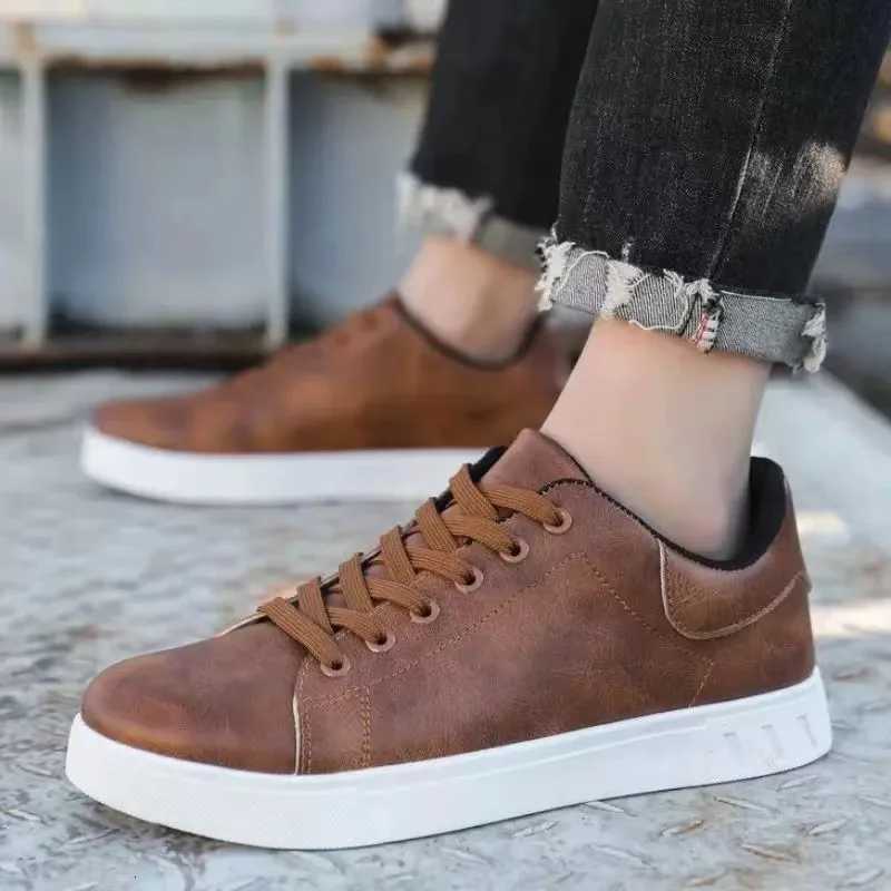 Flat shoes mens classic leather shoes spring and summer new style fionable models fl-encased thick-soled shoes Y251125