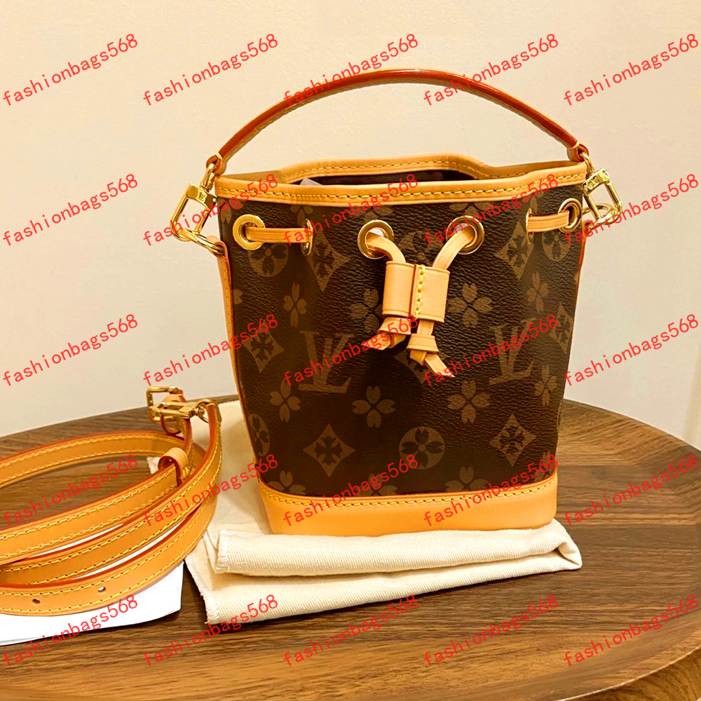 Free shipping 2025 new designer bag Shoulder tote Bags For womans ladies flap printing fashion square handbag girl crossbody saddle bag01