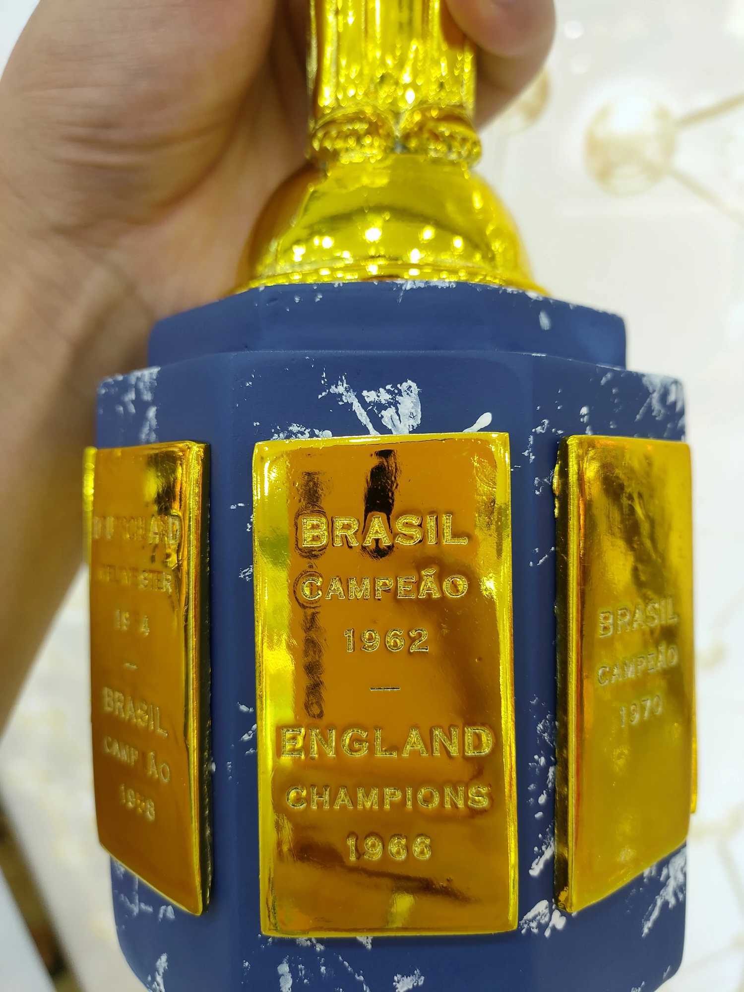 Football Trophy Cup Jules Rimet Trophy CPU Gift for Soccer Souvenirs Award Soccer Ball Fans CollectionW251125