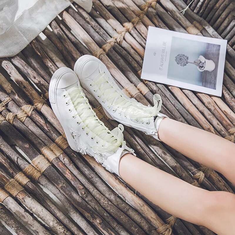 Spring new side zipper ribbon pearl butterfly flower medium canvas boots casual flat heightening large size women's shoes