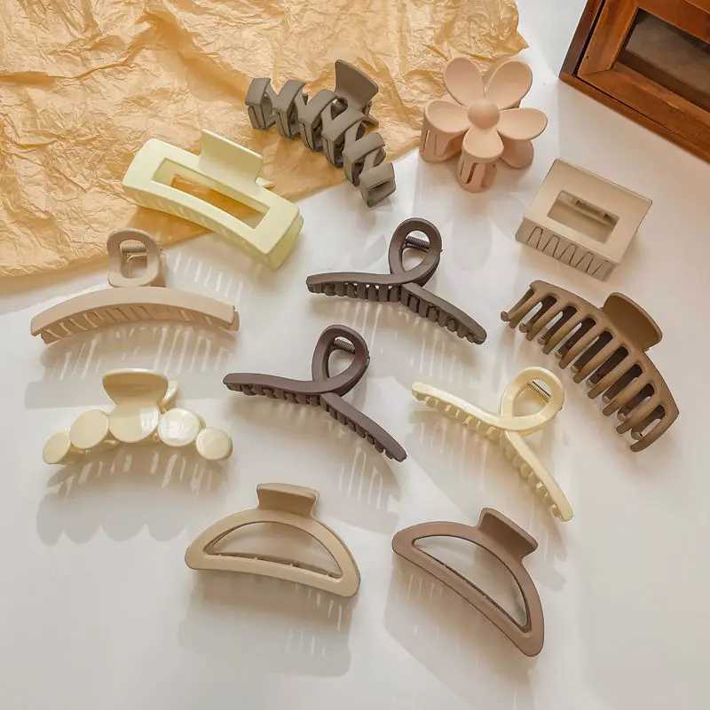 Plastic hair clip set large hair clip accessories simple hair clips womens thin hair styling toolsT250425