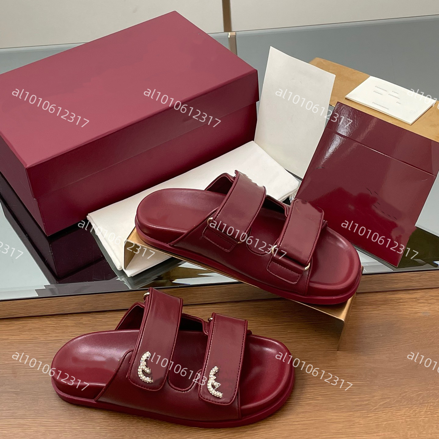 2025 Classic Designer Genuine Leather Slippers Flat Sandals Letter Buckle Beach Slides Summer Shoes Luxury Black White Platform Sandale Size 35-41