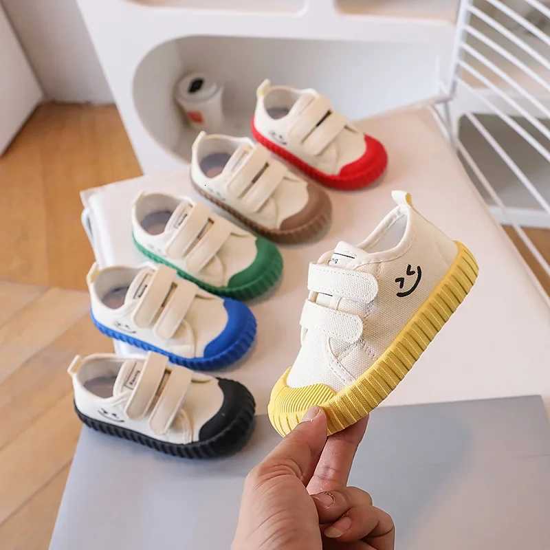 Childrens Canvas Korean Version Smiling Face Casual Spring Boys Girls Shoes Academy Kindergarten Comfortable Daily C260130