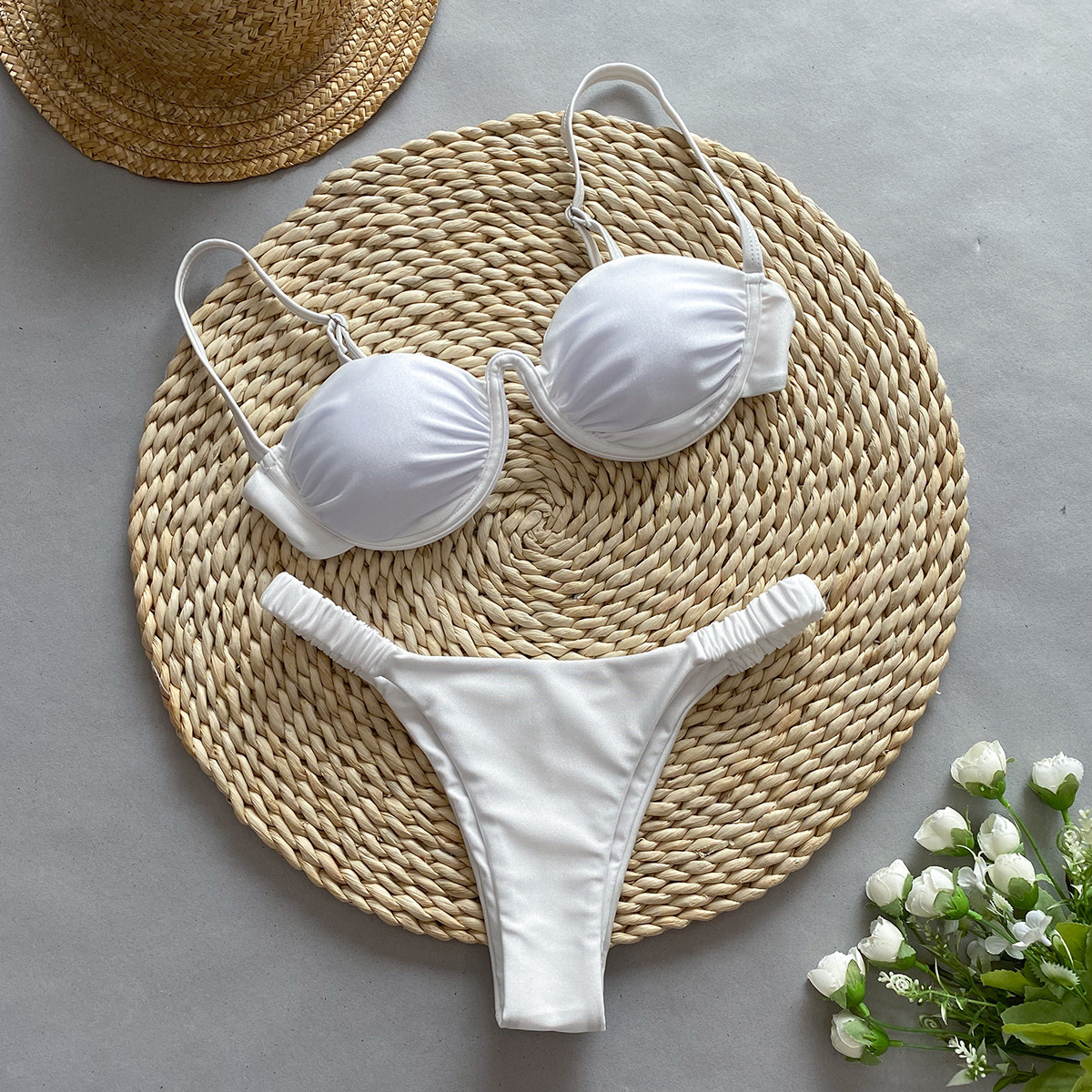 2025 Designer Steel Top Bikini Sexy Split Women's Swimsuit Converge Chest Luxury Retro Nylon Cloth Beach Wear Party Bikini