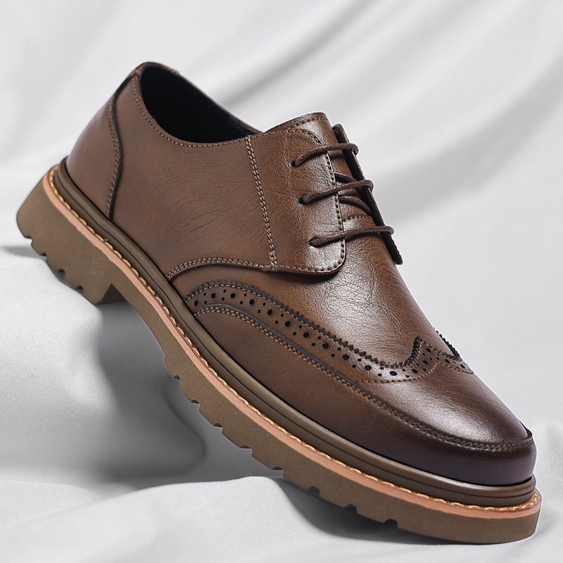 Free shipping men's brown leather brogue shoes thick soled comfortable breathable anti slip lightweight durable versatile daily wear retro dress shoes casual shoes