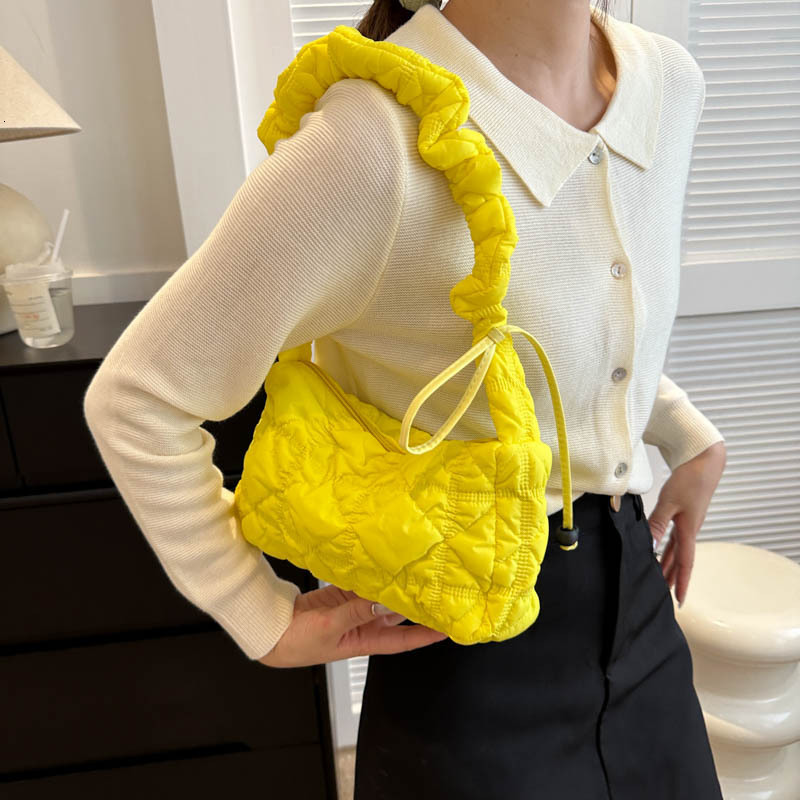 2025 New Designer Bag Free Delivery Shoes By 2023 Autumn Niche Korean Cloud Bubble Pleated Down Leisure Armpit Single Shoulder Crossbody Dumpling Bag