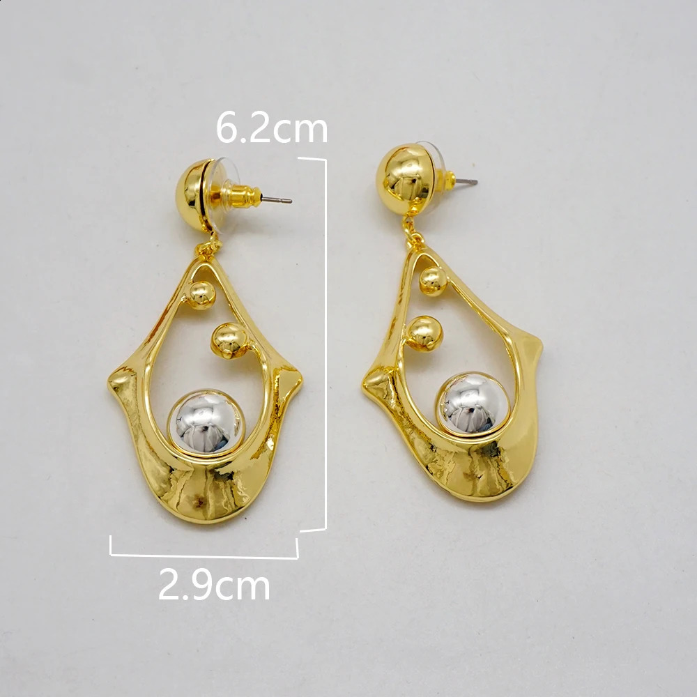 Fashionable long female pendant earrings retro style pendant earrings African womens jewelry gifts party gift accessories 250422