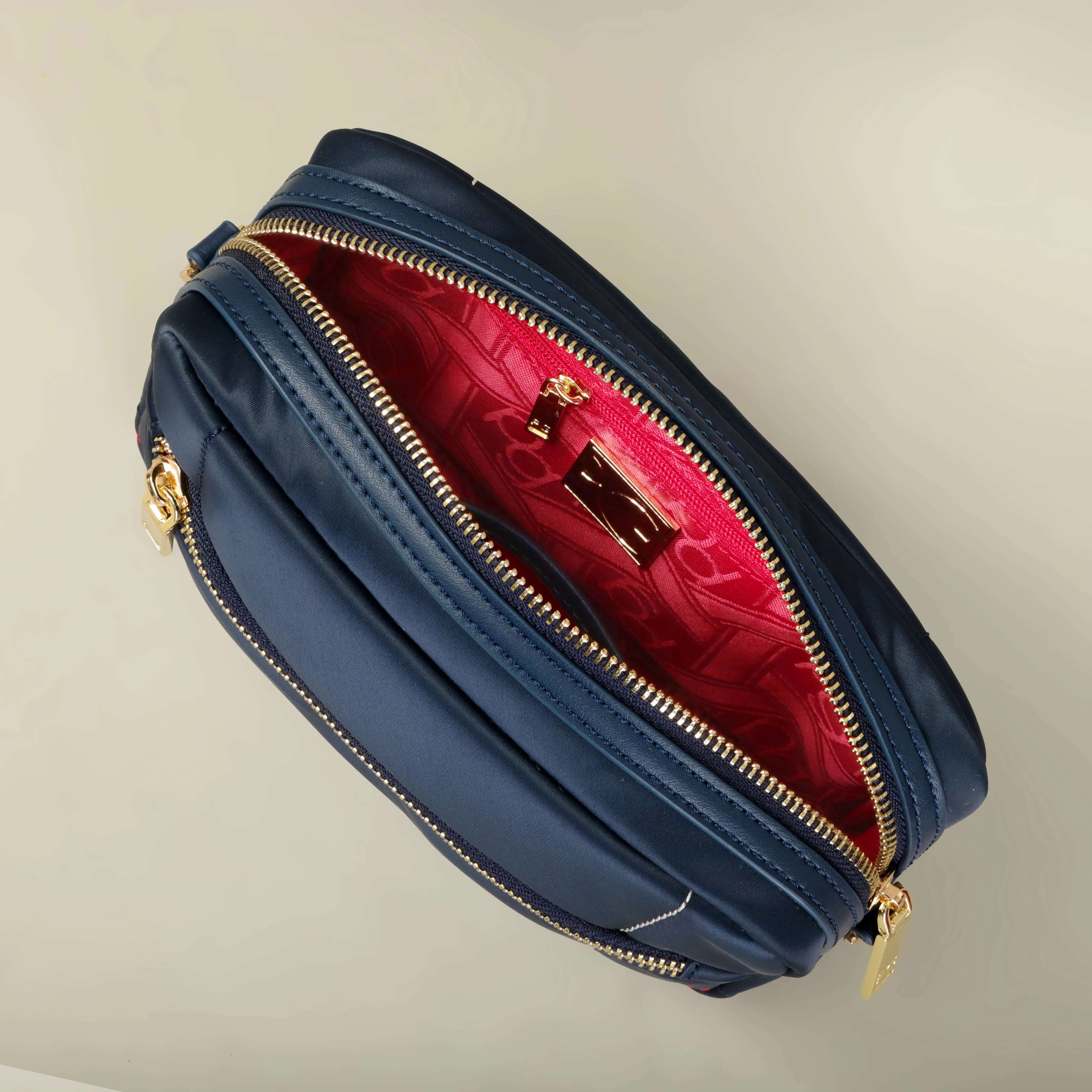 PG Nylon Fabric Multi-Functional Waterproof Folding New Design Fashion Square Crossbody Bag