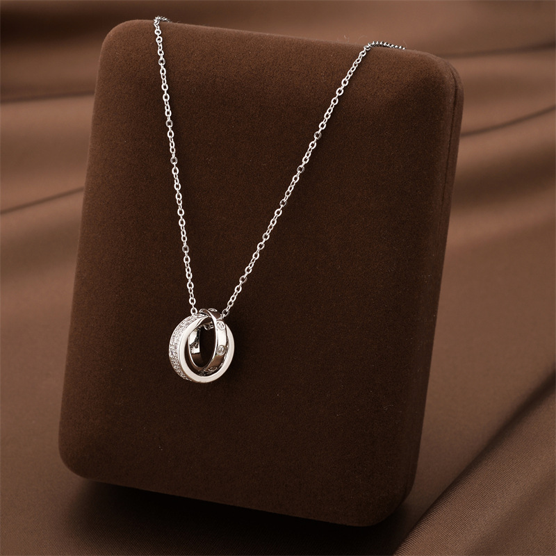 clover necklaces designer necklace moissanite chain jewelry American diamond necklace luxurious personality high-quality cross necklace high-end Cuban