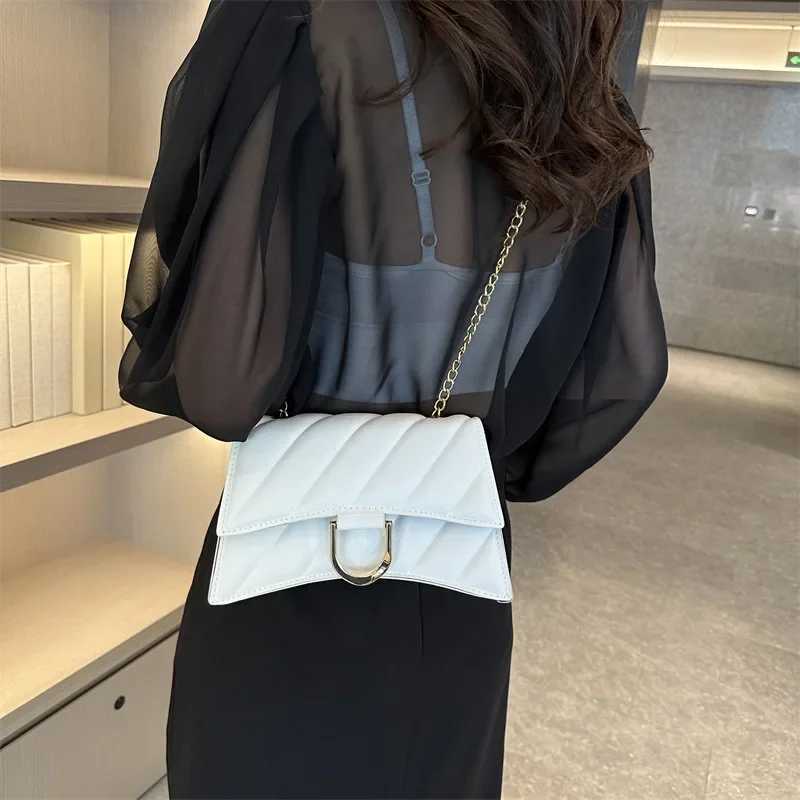 Metal chain flip cover square horizontal bag single adjustable thin shoulder strap womens ten letter messenger bag sewing thread W250425