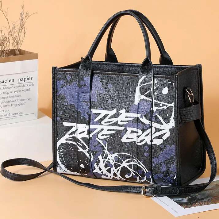 Luxury Designer Fashion Letters Tote Bag Designer Women Handbags Pu Leather Shoulder Crossbody Bags Large Capacity Shopper Purses