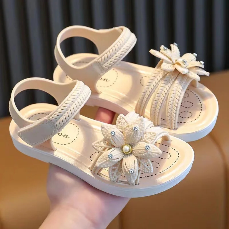 Fashionable and cute solid color floral decoration open toe sandals suitable for girls breathable and lightweight beach 250424