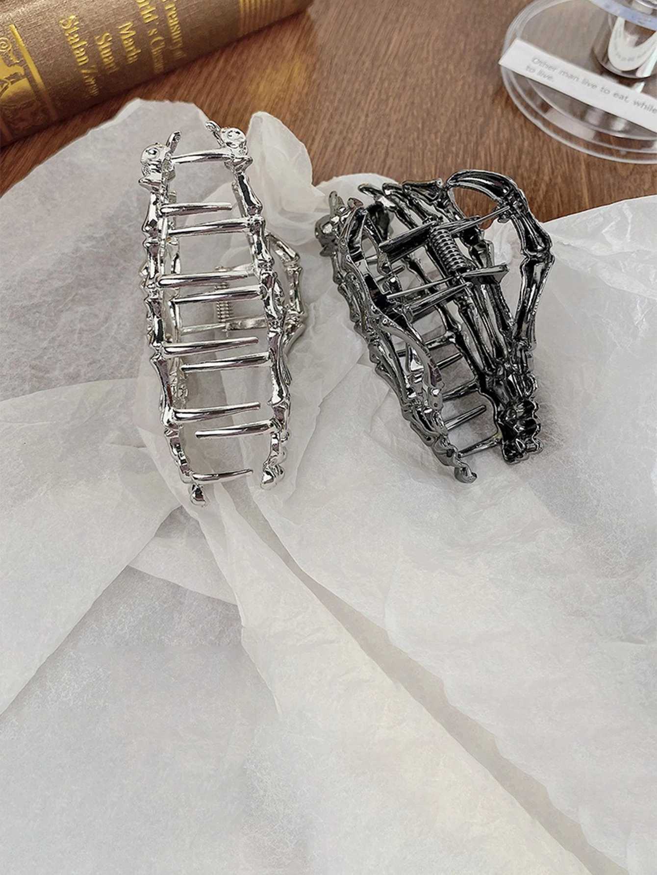 1 piece of Halloween skull shaped hair grab clip on bread for making fashionable hairstyle accessories suitable for girls and daily wearT250425