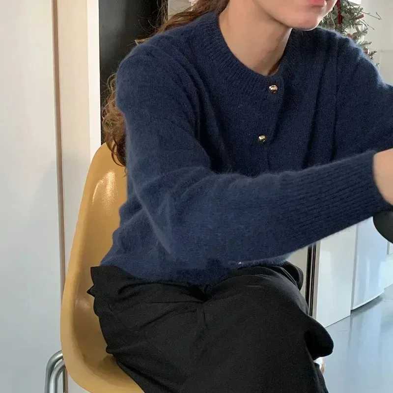 Autumn and winter knitted cardigan fashionable and versatile loose-fitting pure color casual round neck sweater jacket topT251125