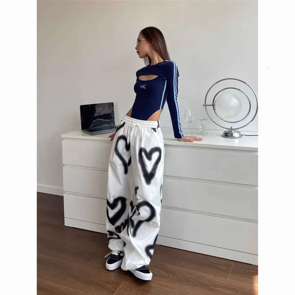 Love Graffiti Wide Leg Pants Women Y2k Elastic High Waist Streetwear Loose Drawstring Jogging Trousers Korean Casual Sweatpants