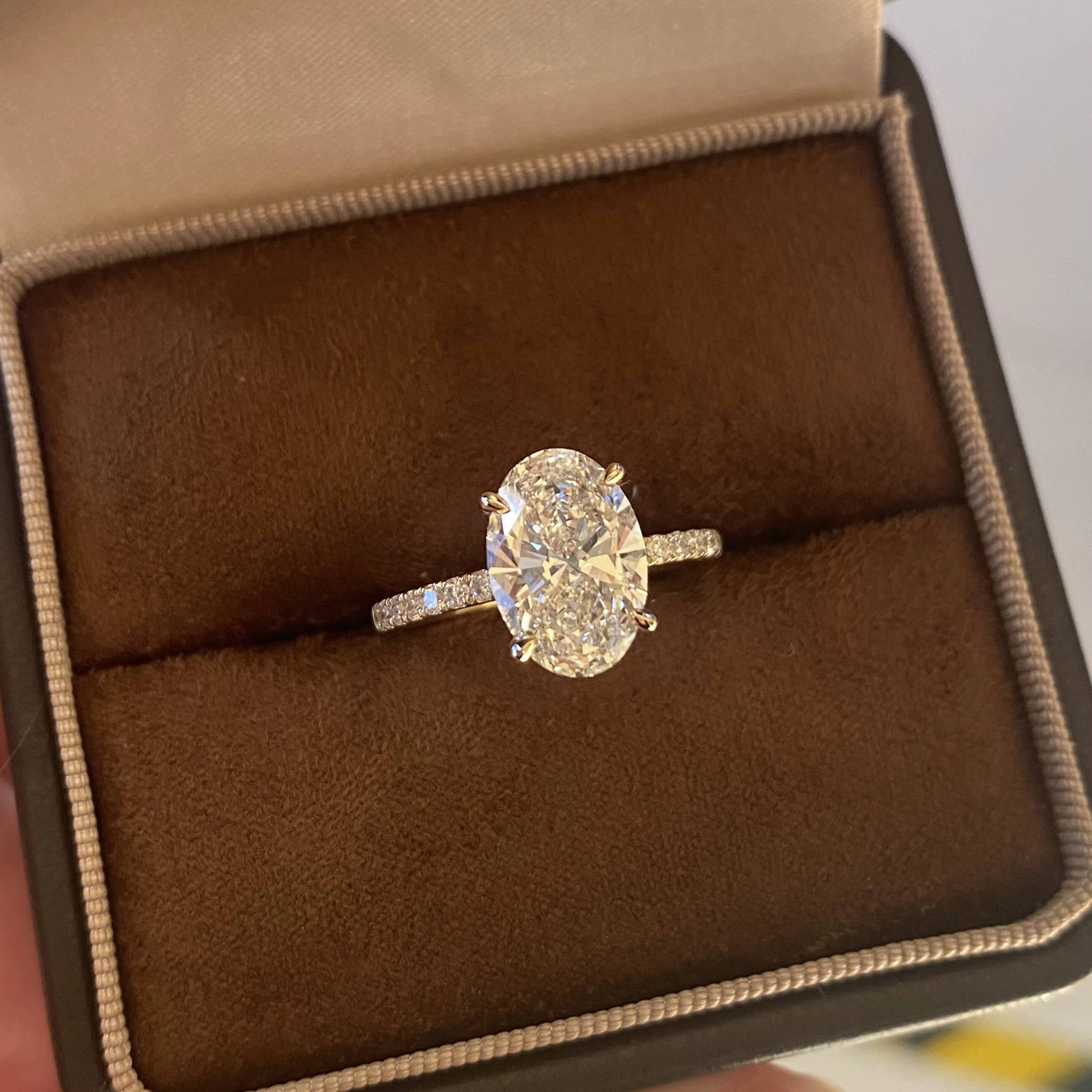 Luxury Rings Jewelry Women Oval Cut Lab Grown Diamond 14K 18k Solid Gold IGI Certified Ring for Womens Special Occasions