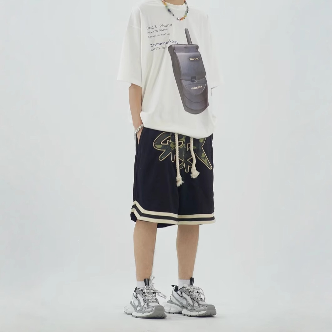 Loose fitting daily straight leg youthful and brand five quarter pants with letters, summer casual sports pants, men's trendy