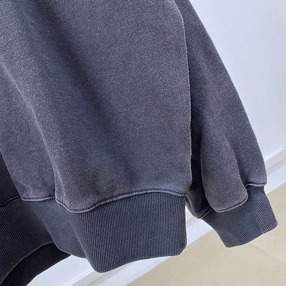 A5w333 Early Spring New North American Niche Graffiti Letter Print Washed Distressed Black Gray Ladies Sweatshirt