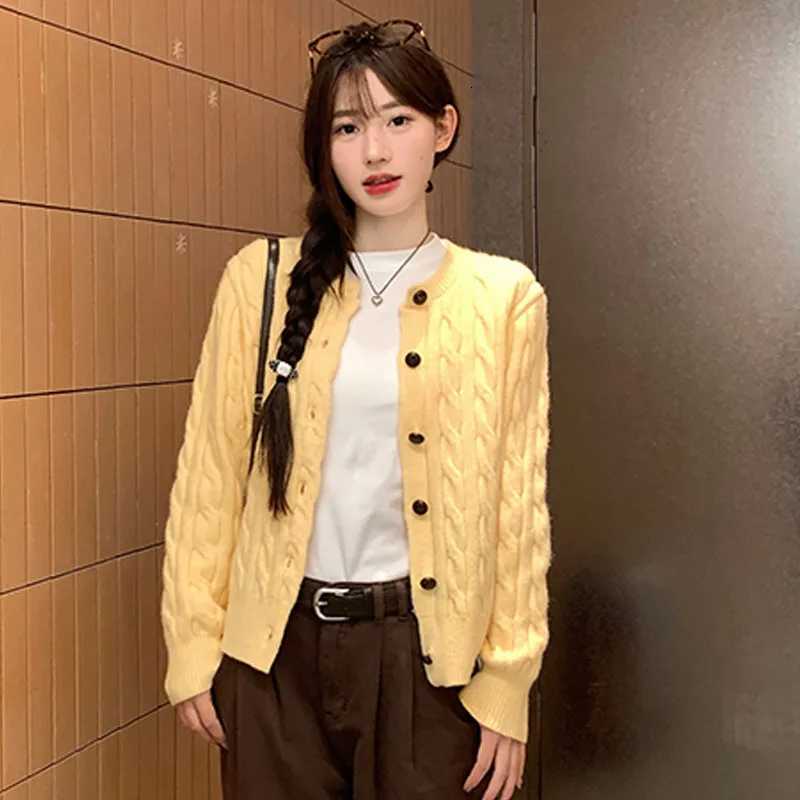 Round neck blue temperament twist button ladies knitted cardigan spring and autumn sweet and cute long-sleeved sweater jacketT251125