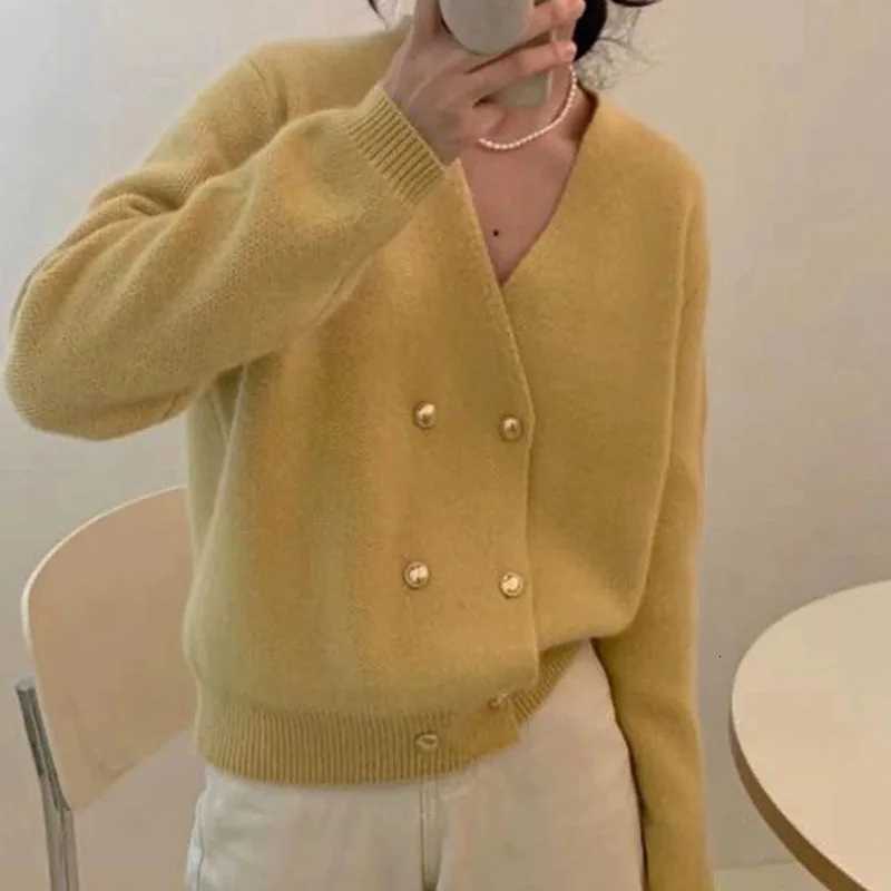 Womens Design Double-Breasted Cardigans Autumn Winter Loose Simple Sweater Outwear Woman Casual Solid Long Sleeves Knit JacketT251125