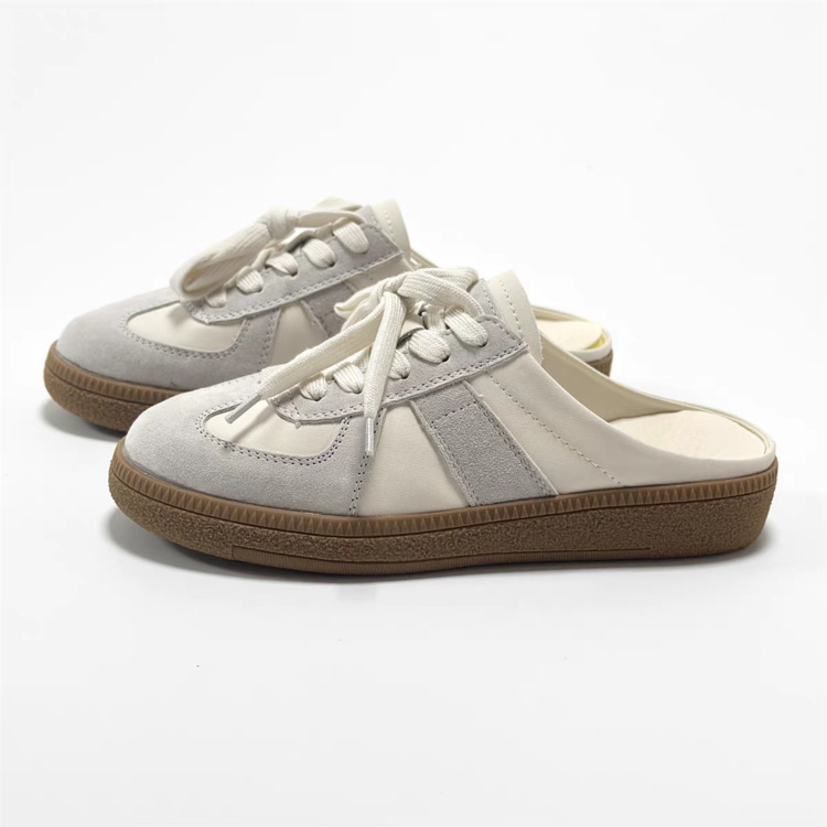 2025 new fashionable casual board shoes women slip on backless shoes apricot color silver