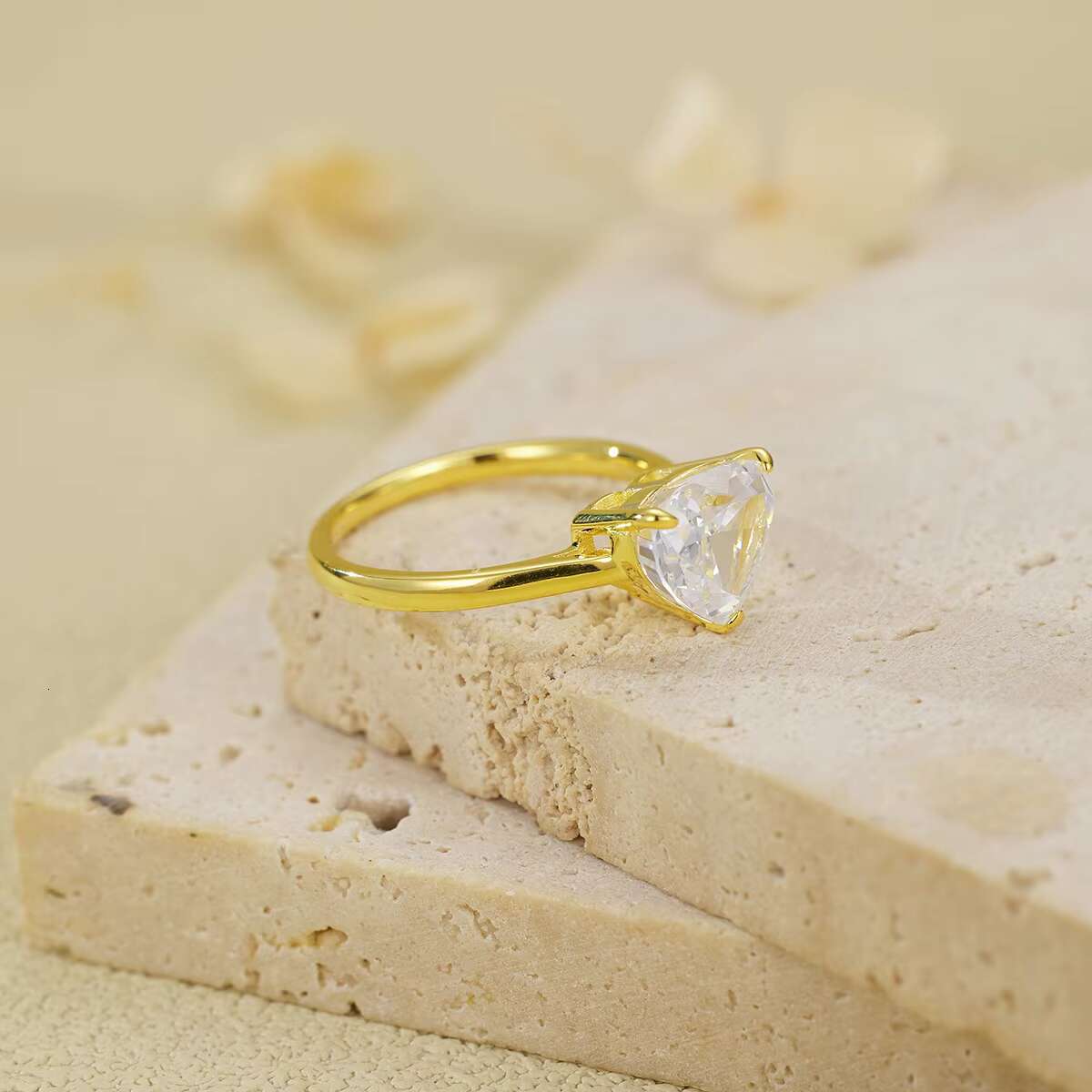 Topsale Custom Alexandrite Fine 925 Silver Jewelry 1ct Mossanite Diamond Engagement 18k Gold Minimalist Heart Rings for Women