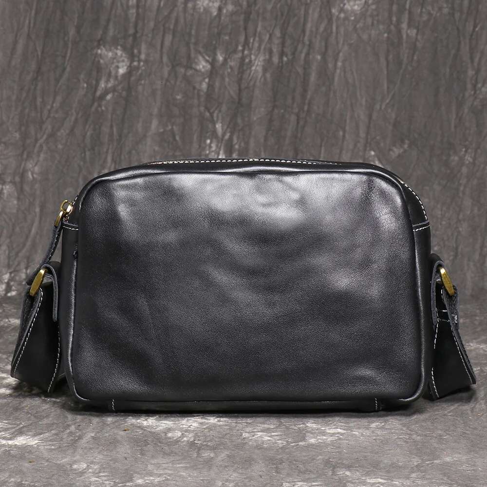 LUOKIR Genuine Minimalist Men's And Women's Shoulder Crazy Horse Leather Diagonal Cross Bag, Retro Ipad Bag
