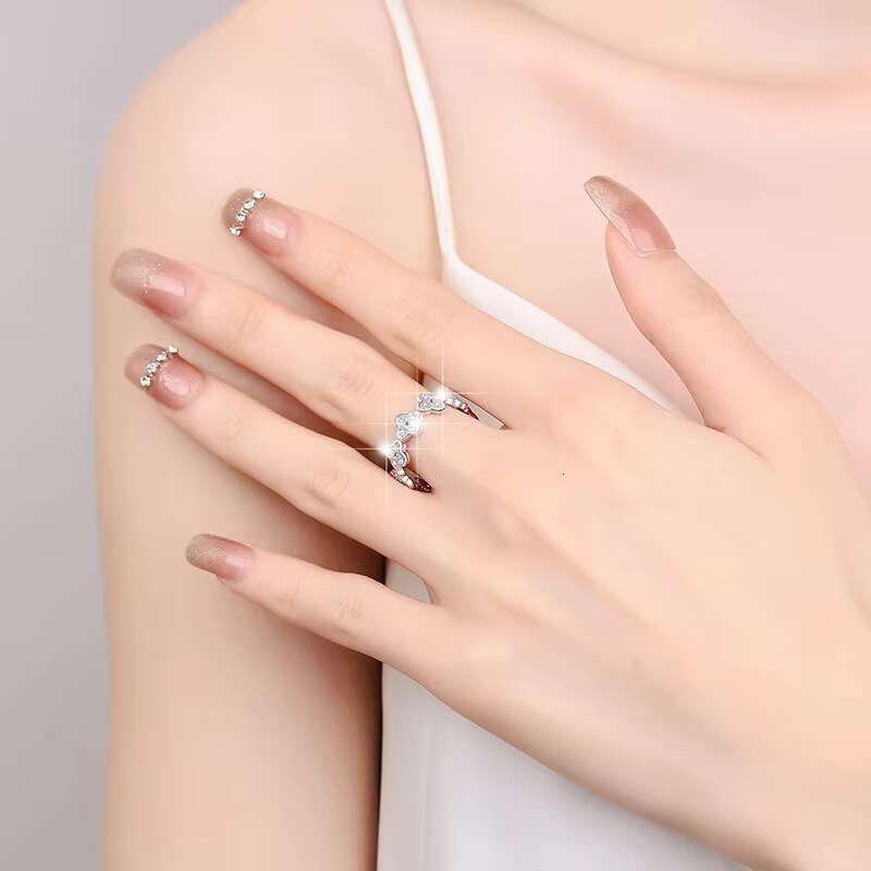925 Sterling Silver Ring Moissanite Stone Fashion Clover Versatile Ring Plated with Platinum Cross Border Wedding Ring