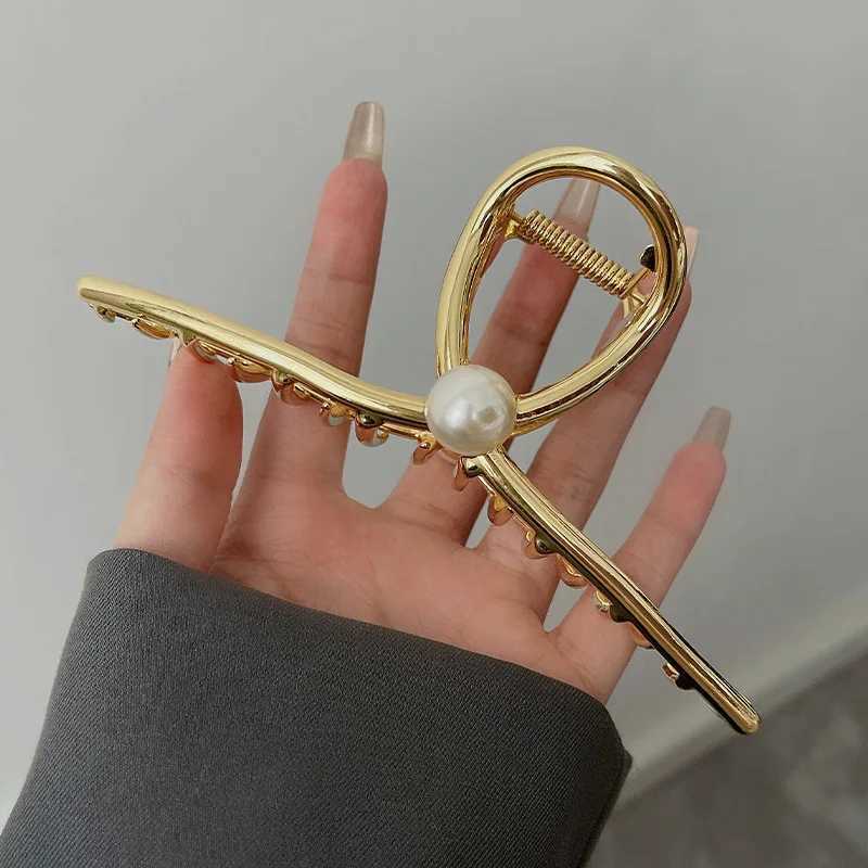 New Punk Geometric Metal Gold and Silver Simple Hair Clip Claw Suitable for Women Fashion Big Crab Claw Korean Headwear AccessoriesT250425
