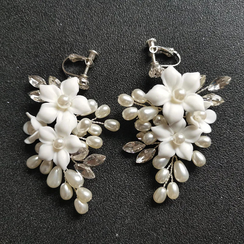 SLBRIDAL Handmade Rhinestone Crystal Pearl Ceramic Flower Bridal Pendant Earrings Wedding Pendant Earrings Fashion Womens Jewelry 250422