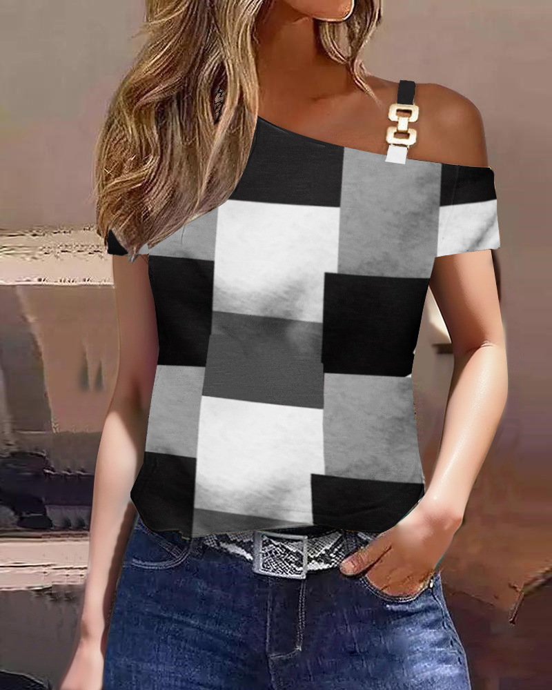 2023 summer simple short sleeved metal buckle printed top T-shirt for women