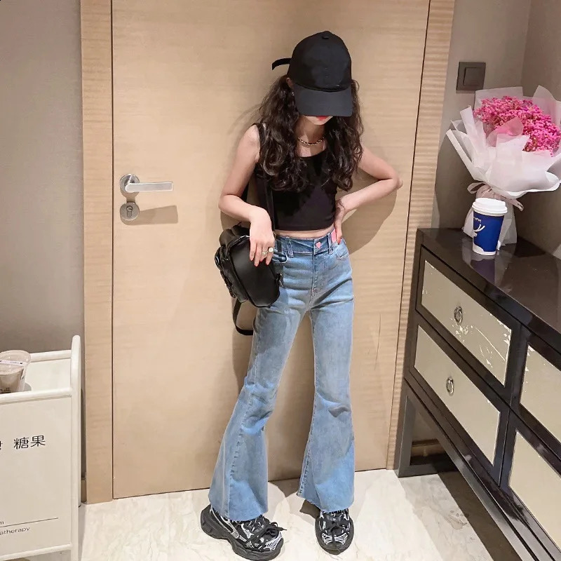 Girls jeans spring and summer styles big girls fashionable slim pants high waisted childrens trousers 250422