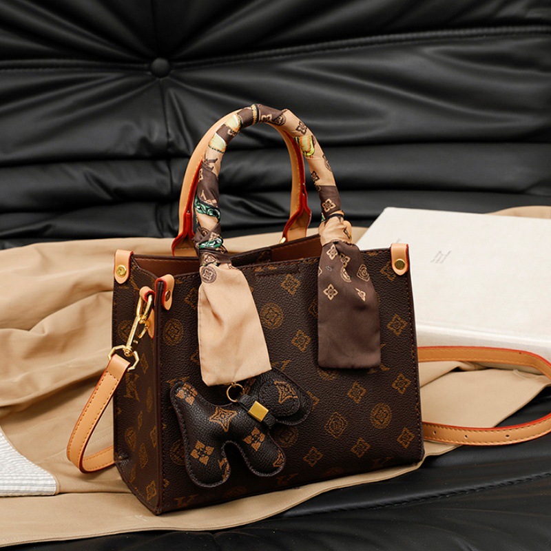 Designer Bags 2025 New Cross-border Elegant Light Luxury Fashion Handbag, versatile single-shoulder crossbody bag, Tote bag for women Free shipping