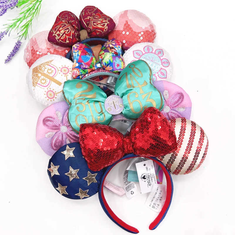 Disney 2025 New Disney Mickey Ear Headband Valentines Day Headband and Jack Pumpkin King Role Playing Hair Disney Letter Headband Gift X250425
