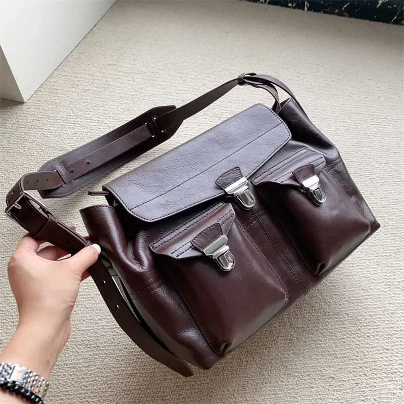 Vegetable Tanned Cowhide Vintage Genuine Leather Shoulder Messenger Bag Designer Unisex Crossbody