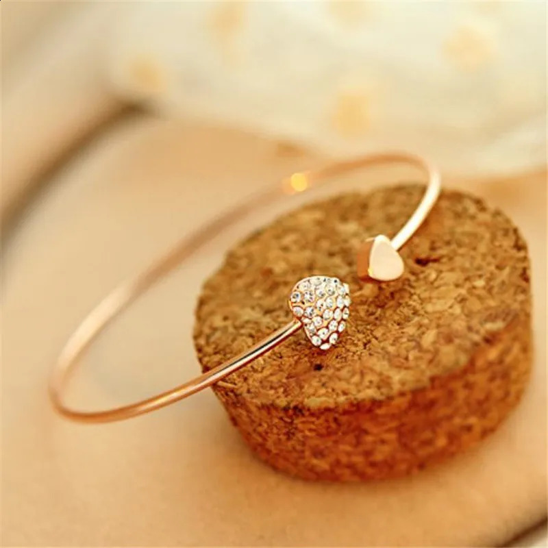 Woozu Fashion Adjustable Crystal Double Heart Bow Bilezik Cuff Opening Bracelet Womens Jewelry Gift Unprinted Good Product Pulseras 250415
