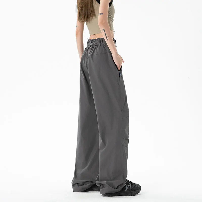 Women Hiking Pants Outdoor Waterproof Trousers Autumn Paratrooper Pant zippered Pockets Camping Leisure Travel 251124