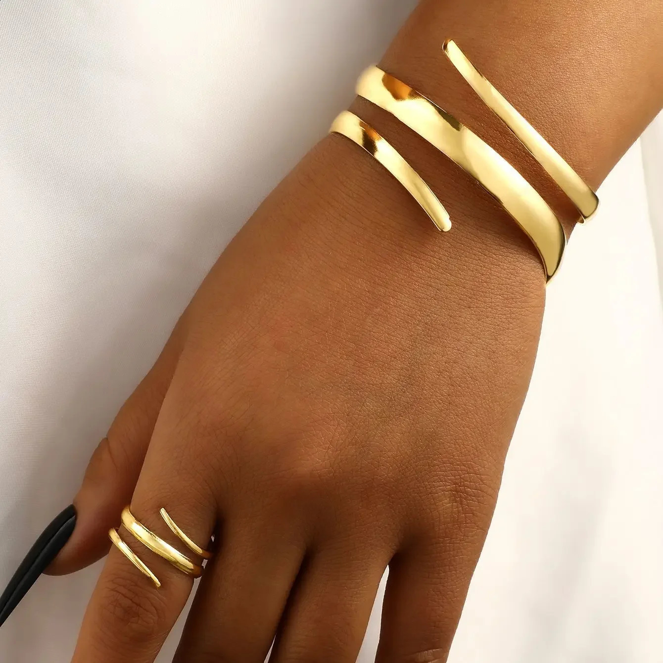 Stainless steel water droplet bracelet set for womens geometric teardrop open wristband irregular twisted jewelry 250415