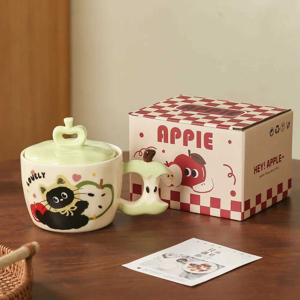 Creative Apple Cat Ceramic Mug High Beauty Capped Coffee Mugs Breakfast Milk Cup Couple Water Cups Birthday Gift Kawaii Cup Y251125