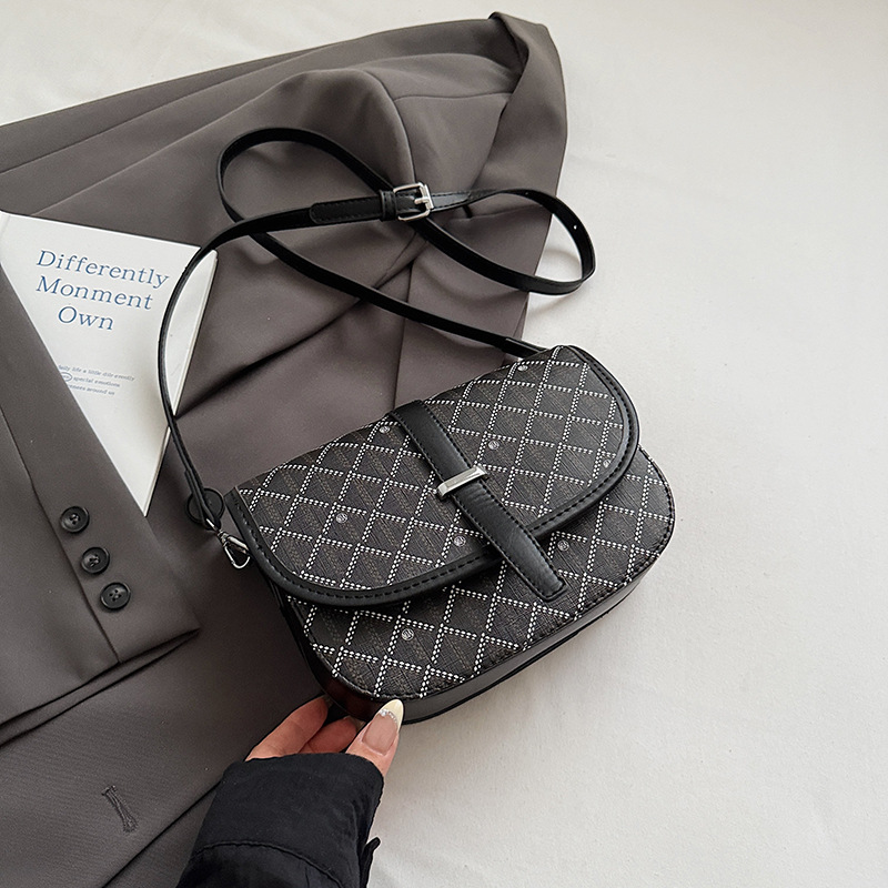 Fashionable Commuting Crossbody Bag New Style Leisure Pure Color All Kinds Of Shoulder Bag Wholesale Korean Fashion Foreign Style Bag Woman 2025s hot