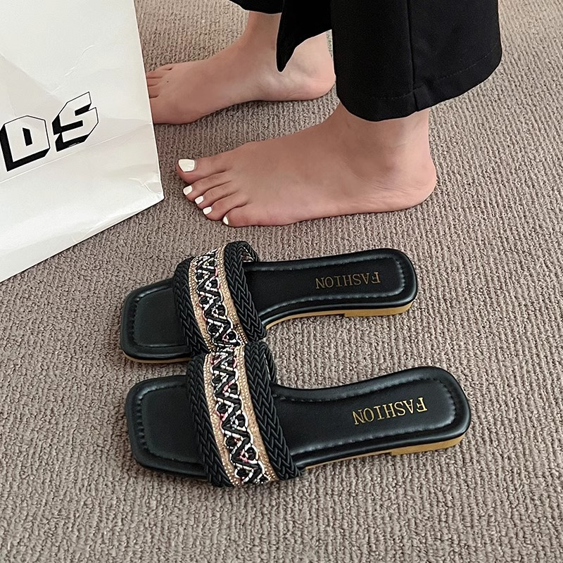 hot free shipping designer slippers outdoor indoor Shower Room casual sandals breathable fashion Flat sliders